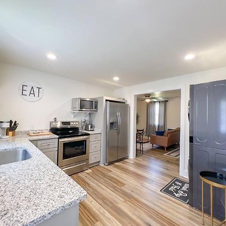 2Br Cedar Lane Road Retreat At Swamp Rabbit Trail! Lägenhet Greenville Exteriör bild