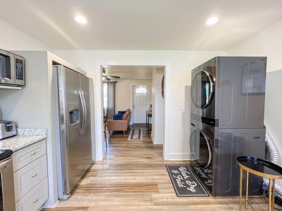 2Br Cedar Lane Road Retreat At Swamp Rabbit Trail! Lägenhet Greenville Exteriör bild